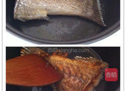 豆瓣酱煎鱼的做法图解3