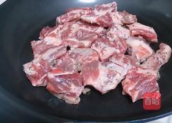 苹果炖牛肉的做法图解3