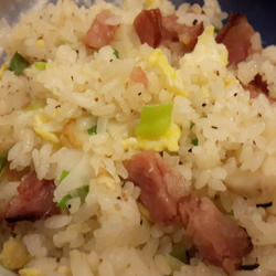 香肠蛋炒饭便当的做法[图]