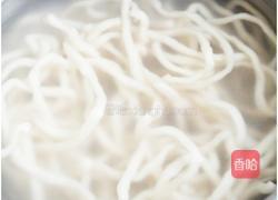 蛤蛎丝瓜乌龙面的做法图解2