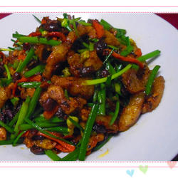 豆豉炒韭菜花的做法[图]