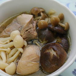野菇鸡汤的做法[图]
