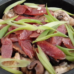 咸鱼瓷瓦煲鸡腿饭的做法[图]