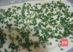葱花烤饼的做法图解2