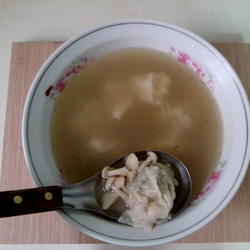 馄饨雪菇汤的做法[图]