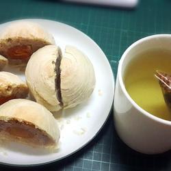 咸蛋芋泥酥的做法[图]