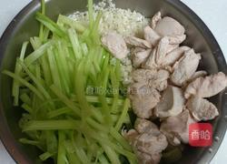 鸡胸肉芹菜米煳的做法图解3
