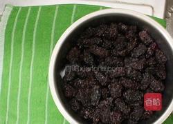 酒渍黑枣的做法图解2