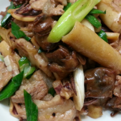 干炒鱿鱼螺肉蒜的做法[图]