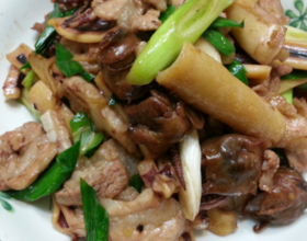 干炒鱿鱼螺肉蒜[图]