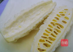 酱烧苦瓜的做法图解1