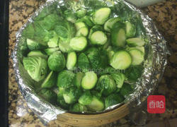 清蒸球芽甘蓝的做法图解2