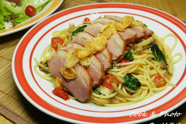蒜香鸭胸意大利面