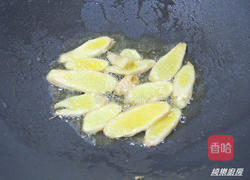 桂圆黑枣麻油鸡的做法图解2