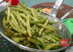 干煸四季豆的做法图解2