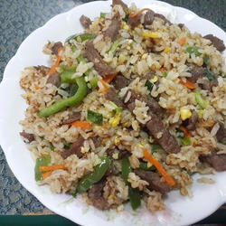 牛肉蛋炒饭的做法[图]
