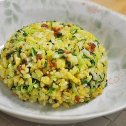 爽口梅子炒饭的做法[图]