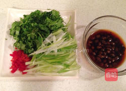 剁椒豆豉清蒸鱼片的做法图解1