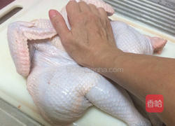 蒜香黑胡椒烤鸡的做法图解2