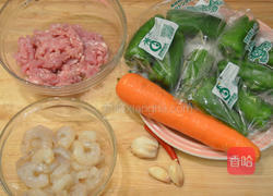 蒜汁青甜椒酿肉的做法图解1