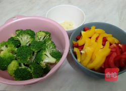 甜椒花椰菜的做法图解1