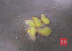 蛤蜊丝瓜的做法图解1