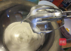 戚风蛋糕的做法图解4