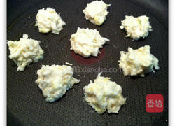 马铃薯一口小饼的做法图解3