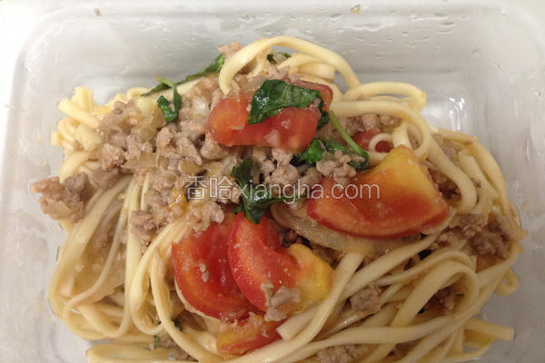 泰式打抛猪肉面