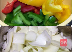 彩椒烩虾仁的做法图解2