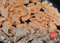 醣醋彩椒面肠的做法图解1