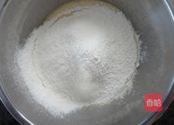 覆盆子杯子蛋糕的做法图解2