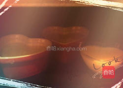 焦糖炼乳布丁的做法图解4