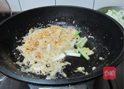 蛋燥丝瓜的做法图解2