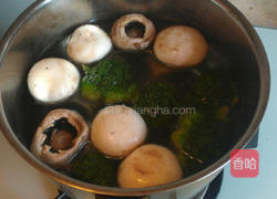 红酒炖排骨的做法图解4