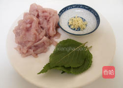 香煎紫苏虱目鱼饼的做法图解1