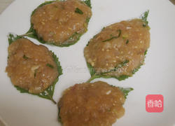 香煎紫苏虱目鱼饼的做法图解2