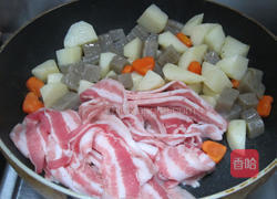 马铃薯炖肉的做法图解4