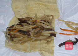 香煎豆包卷的做法图解1