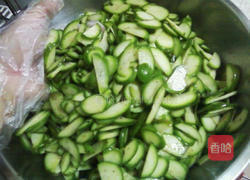 甘梅无子橄榄的做法图解5