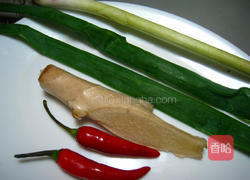 红烧墨鱼的做法图解1