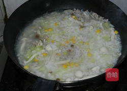 皮蛋瘦肉粥的做法图解5