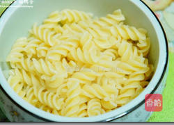 虾仁通心面浓汤的做法图解1