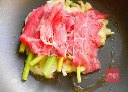 葱爆牛肉大坂烧的做法图解6