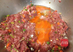 白菜封肉的做法图解2