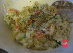 马铃薯沙拉面包的做法图解3