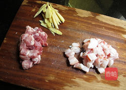 三杯酱拌面的做法图解1