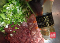 白菜封肉的做法图解3