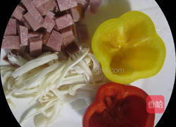 甜椒镶饭的做法图解1