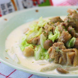 白菜鸡肉牛奶煮的做法[图]